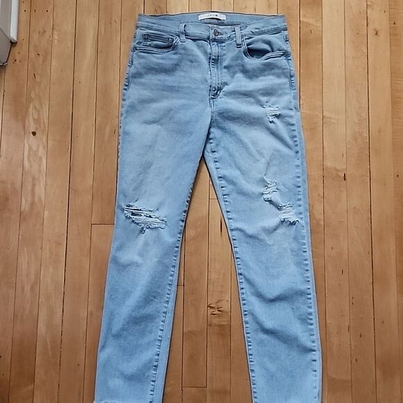 Joe's Jeans Distressed Light Wash Jeans Size 30 - Picture 4 of 13